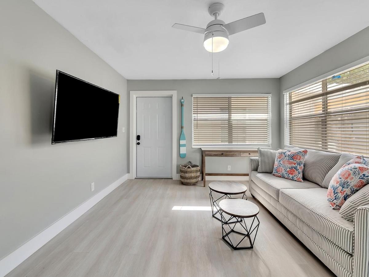 The Shell On Walnut 1br1bath Hollywood Free Parking Appartement